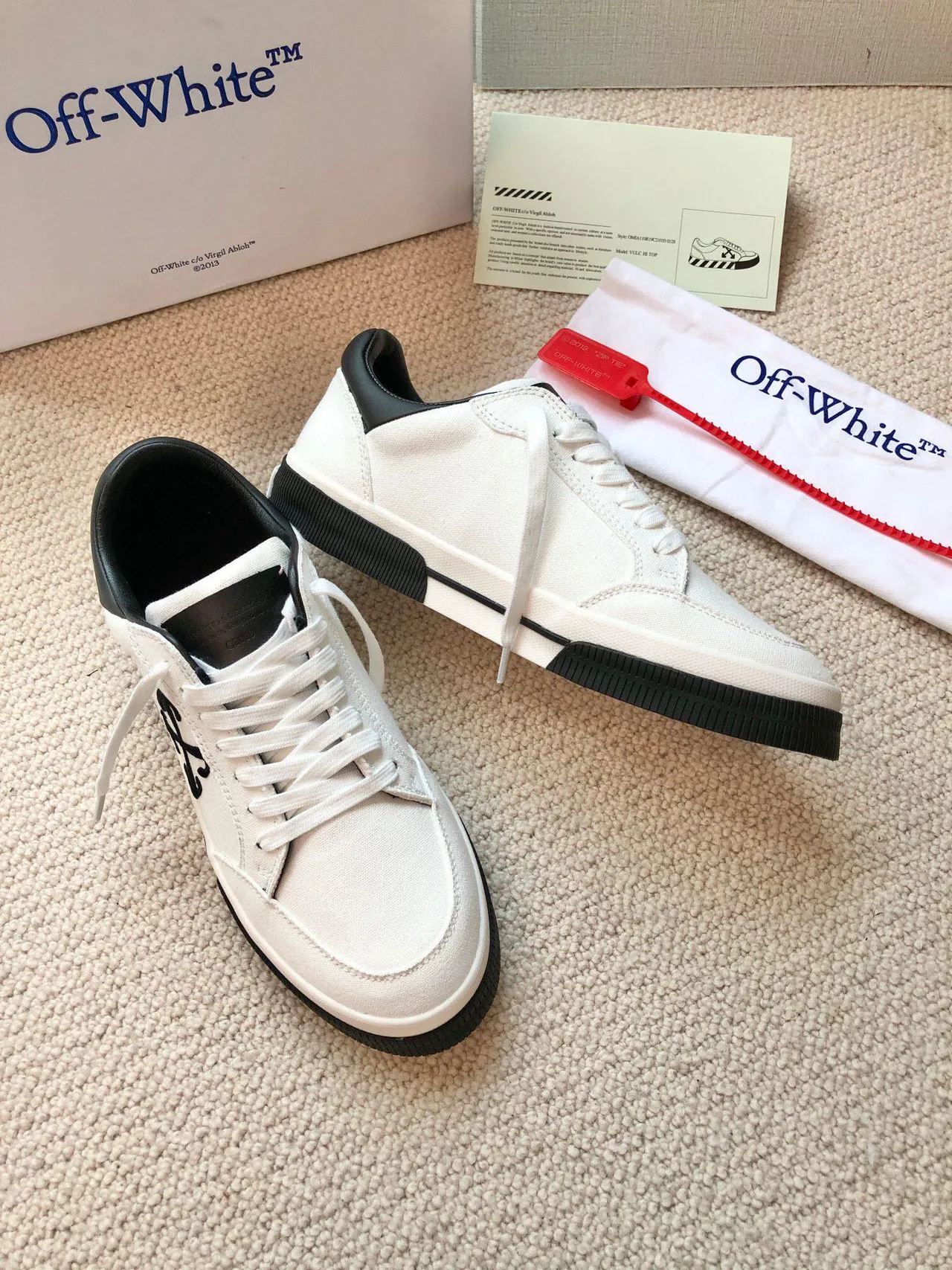 Off-White Preto Superior de Lona Branding Industrial Lifestyle Sneakers 6