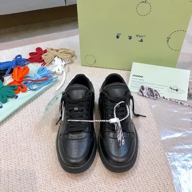 Off-White Chaussures lifestyle en cuir noir avec logo fléché sur la partie supérieure 6