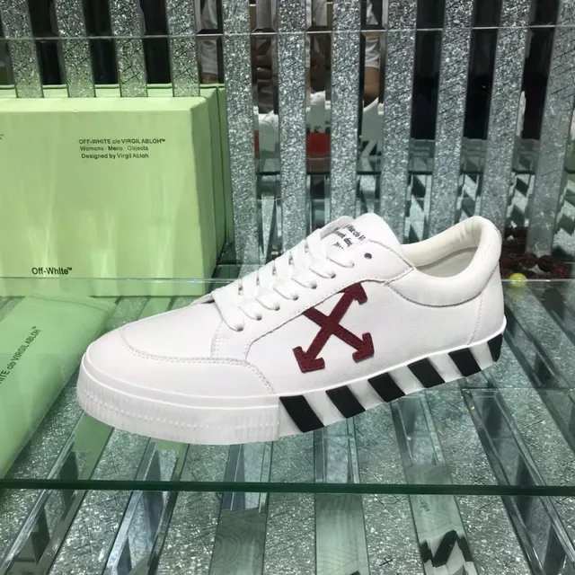 Off-White Sneakers Lifestyle Bordeaux à Tige en Toile Basse 5
