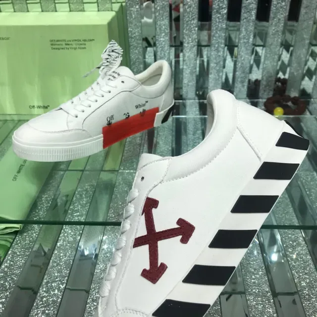 Off-White Sneakers Lifestyle Bordeaux à Tige en Toile Basse 6