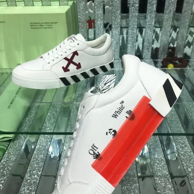 Off-White Sneakers Lifestyle Bordeaux à Tige en Toile Basse 7