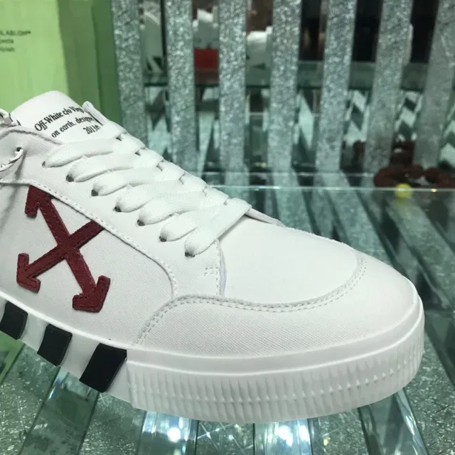 Off-White Sneakers Lifestyle Bordeaux à Tige en Toile Basse 8