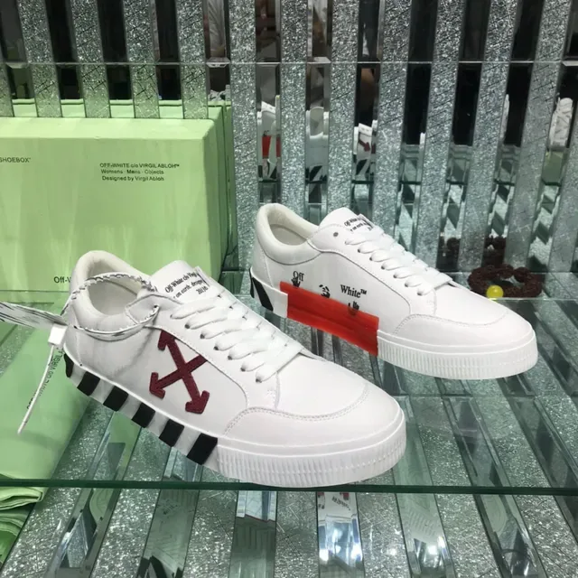 Off-White Sneakers Lifestyle Bordeaux à Tige en Toile Basse 9
