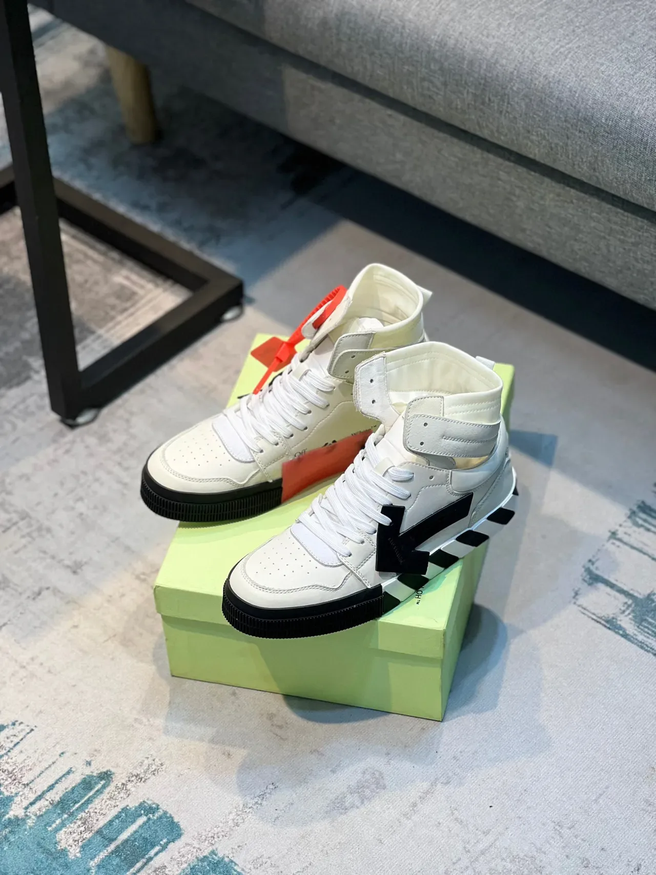 Off-White Industrial Sneakers Lifestyle Hautes Blanches Et Noires 7