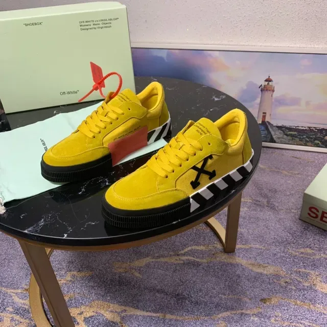 Off-White The Ten Jaune Noir Daim Supérieur Logo Flèche Diagonal Sneakers Lifestyle 7