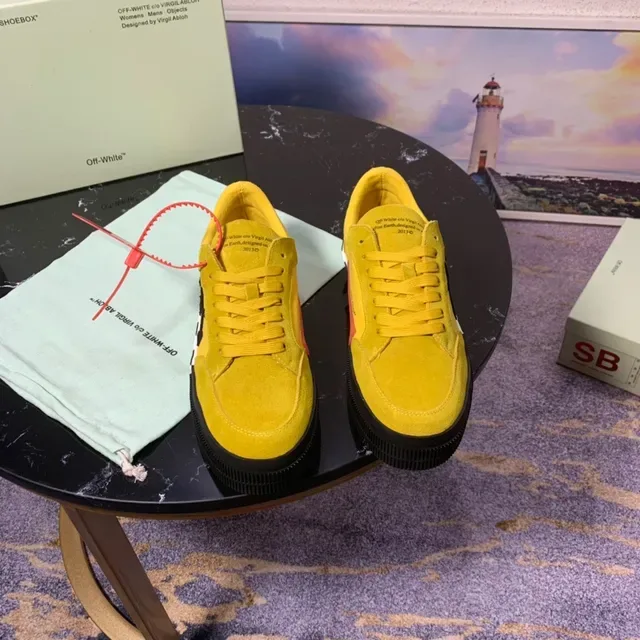 Off-White The Ten Jaune Noir Daim Supérieur Logo Flèche Diagonal Sneakers Lifestyle 9