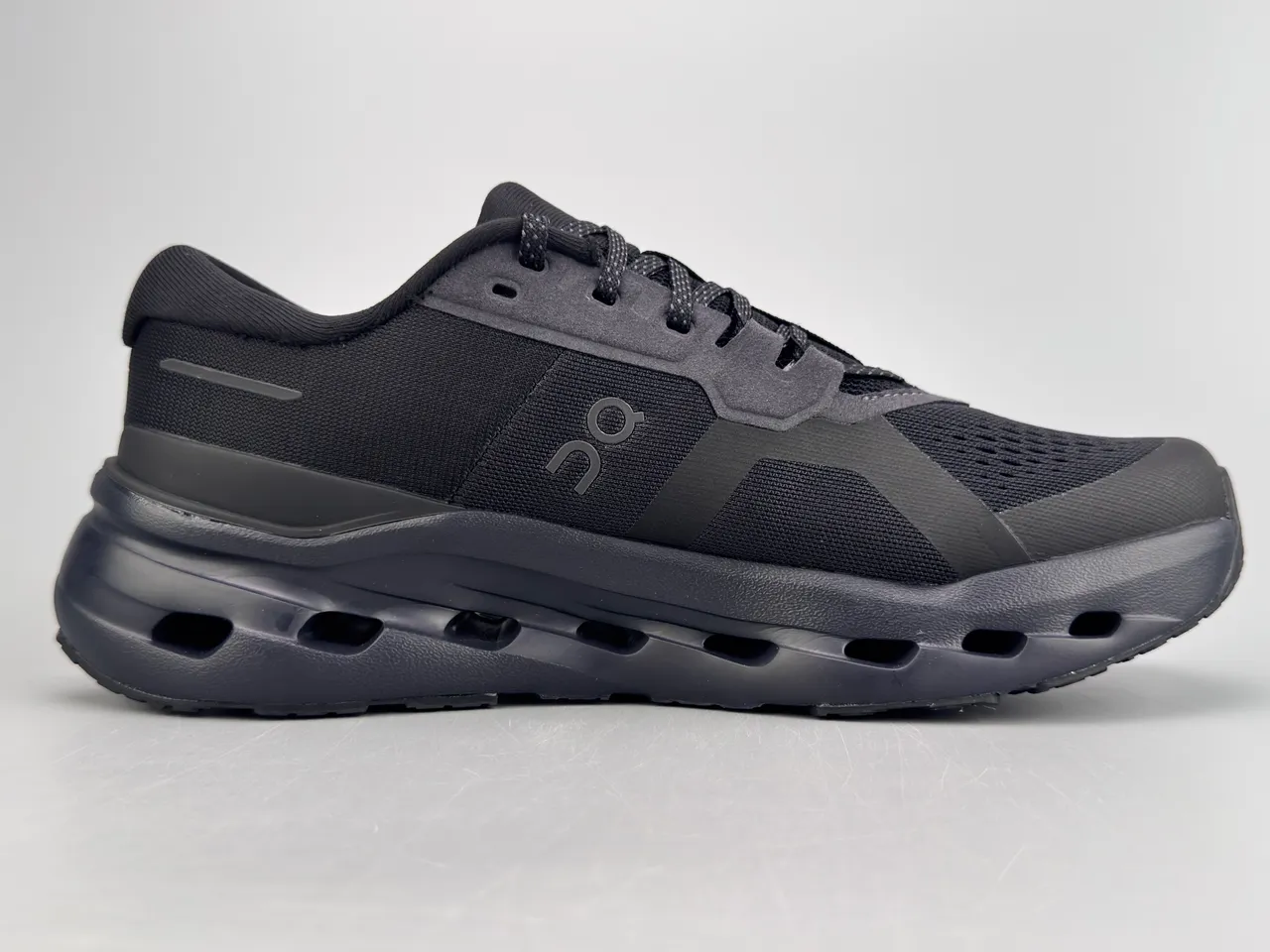 On Black Monochrome Engineered Mesh Upper Running Shoes 10