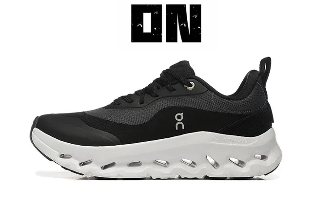 On Tênis lifestyle pretos e brancos low-top com upper de malha sintética 2