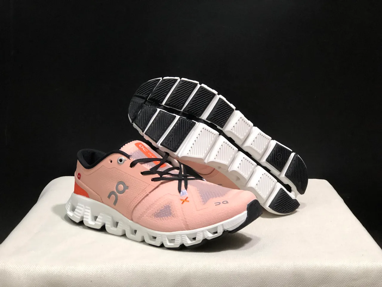 On Cloud Pink Orange Knit Upper Segmented CloudTec Midsole Running Shoes 3