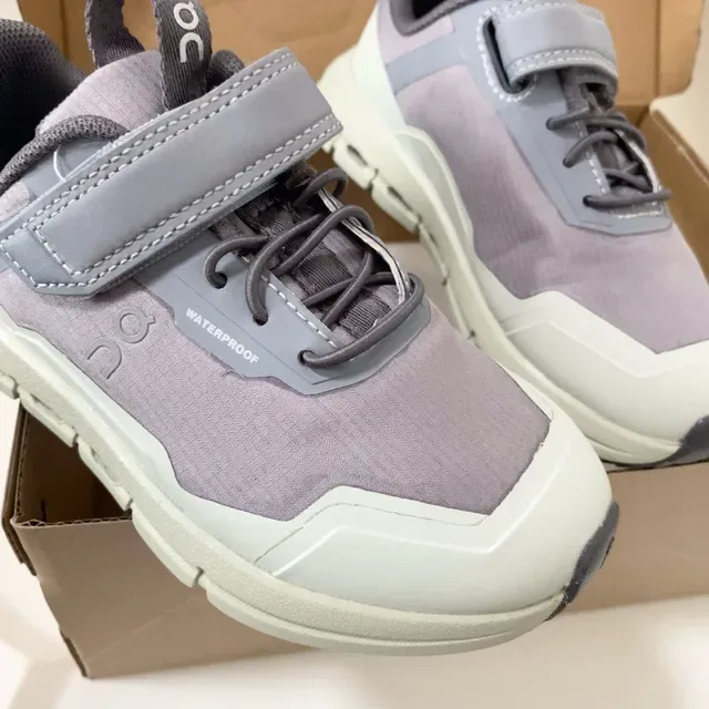 On Gris Noir Fermeture Double Étanche Sneakers Lifestyle 20