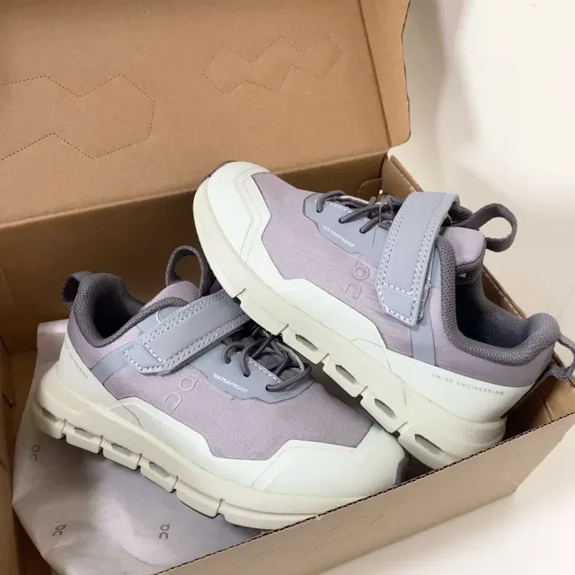 On Gris Noir Fermeture Double Étanche Sneakers Lifestyle 23