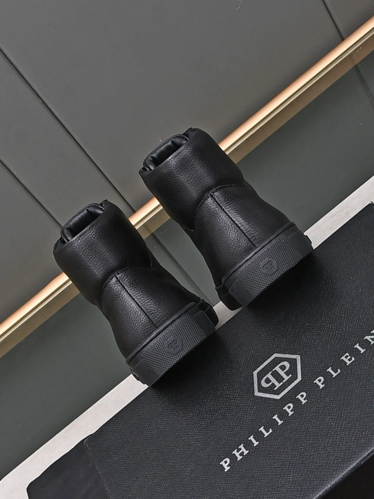 Philipp Plein Tênis Lifestyle Preto Prata Alto Couro Texturizado 3