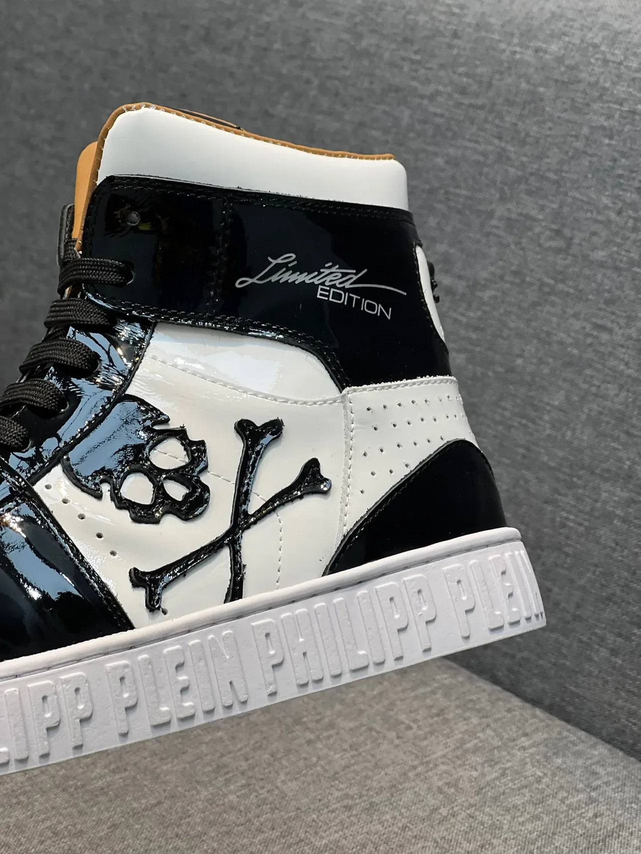 Philipp Plein Negro y Blanco High-Top Cuero Patentado Contrast Lifestyle Sneakers 8