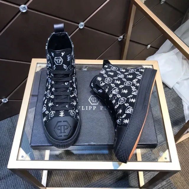 Philipp Plein Sneakers lifestyle preto com impressão de monograma de cano alto 8