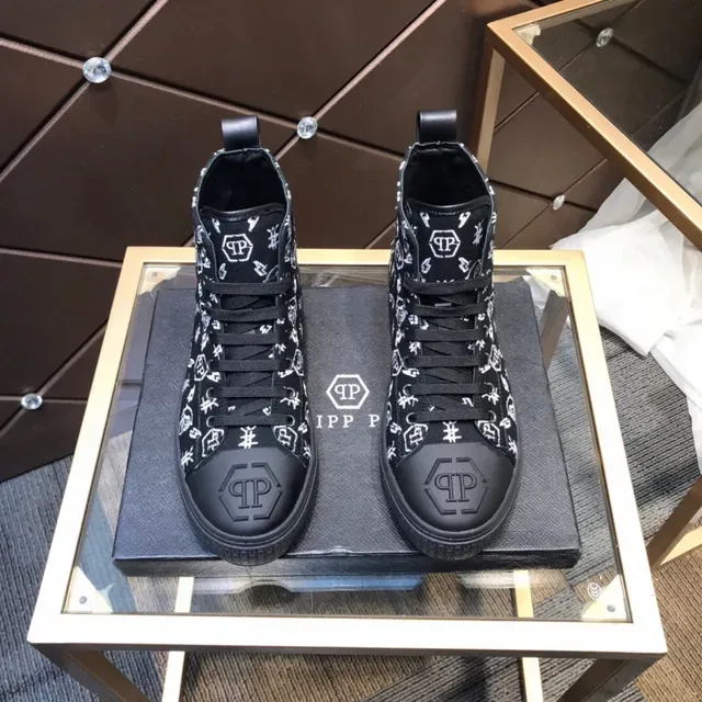 Philipp Plein Sneakers lifestyle preto com impressão de monograma de cano alto 9