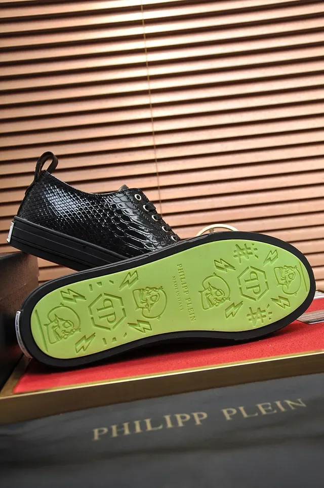 Philipp Plein Megastar Black Crocodile-Embossed Patent Leather Lifestyle Sneakers 4