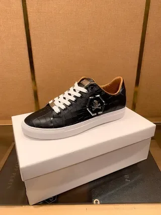 Philipp Plein Skull Low Baskets en cuir noir matelassé style de vie 9