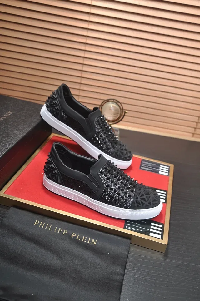 Philipp Plein Chaussures Lifestyle Slip-On avec Glitter et Clous 9