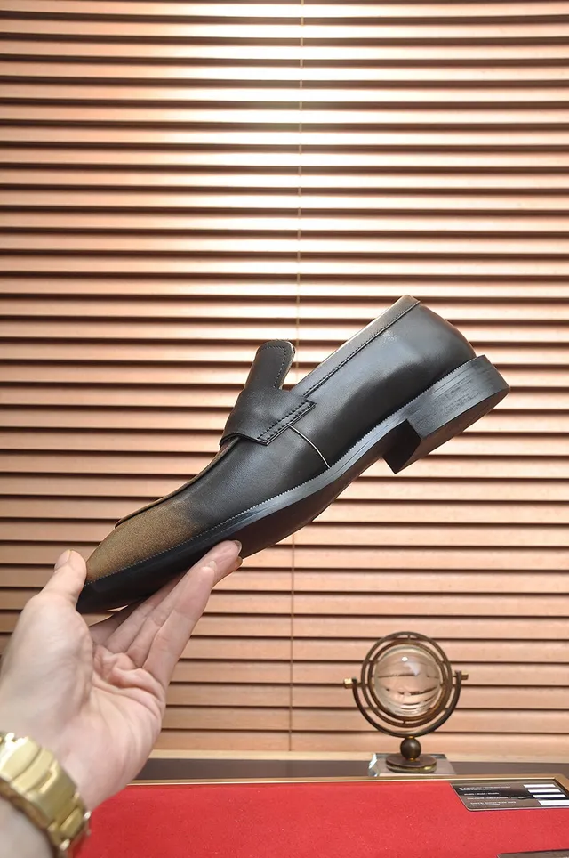 Prada Black Brown Penny Strap Two-Tone Leather Loafer 6