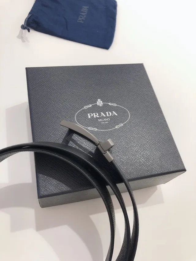 Prada Black Gray Textured Matte Gunmetal Buckle Leather Belt 7