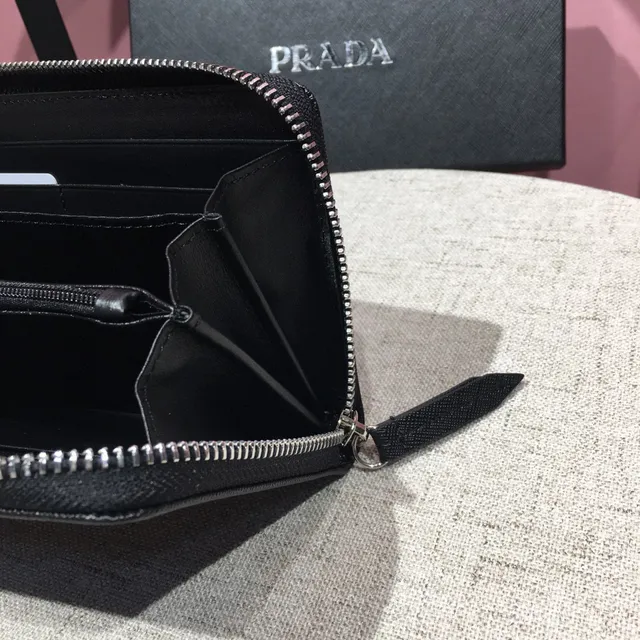 Portefeuille long Prada noir argent cuir Saffiano texture fermeture à glissière 2