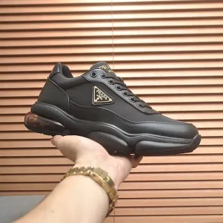 Prada Cloudbust حذاء أسلوب حياة من الجلد الأسود