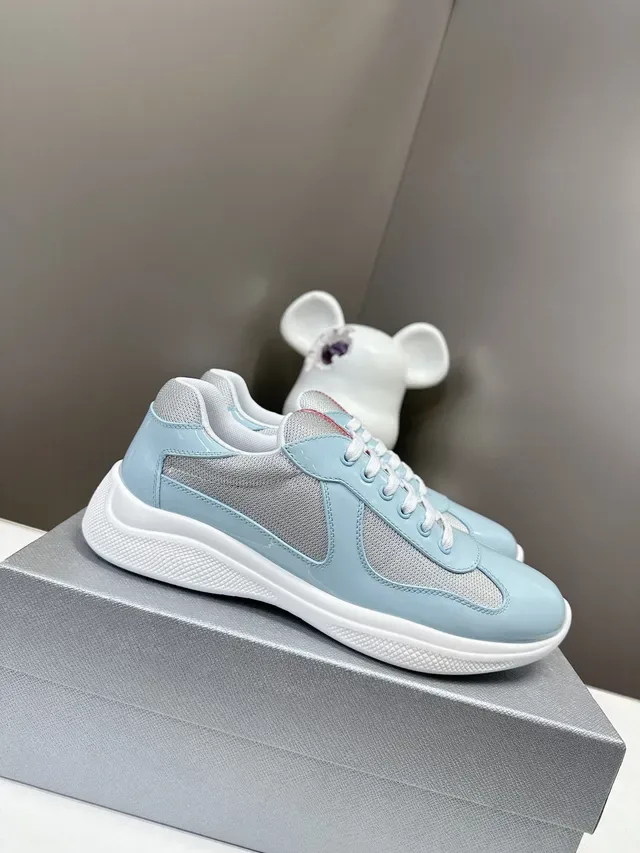 Prada Cloudbust أحذية رياضية أسلوب حياة أزرق أبيض جلد لامع شبكية جانبية 2