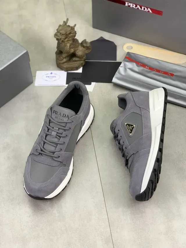 Prada Cloudbust ধূসর স্যুয়েড এবং টেক্সটাইল লাইফস্টাইল স্নিকার্স 5