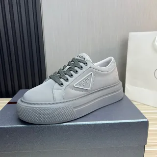 Prada Cloudbust Monochrome Gris Sneakers Lifestyle