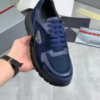 Prada Cloudbust Sneakers Lifestyle Bleu Marine Maille et Daim
