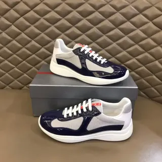 Prada Cloudbust Navy حذاء أسلوب حياة جلد لامع وشبك