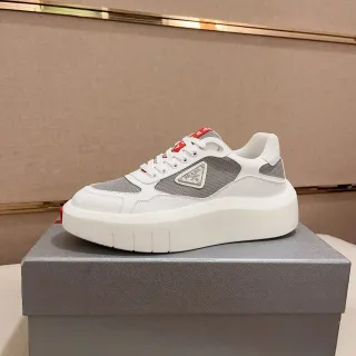 Prada Cloudbust حذاء أسلوب حياة شبكي أبيض و رمادي
