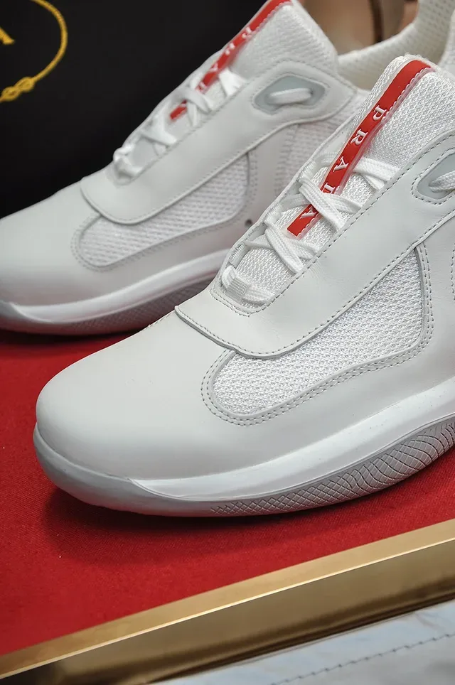 Prada Branco Vermelho Sem Cadarço Slip-On Malha e Couro Painel Tênis Lifestyle 3