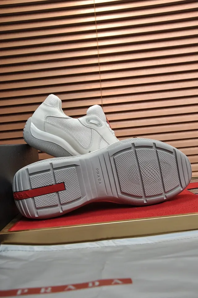 Prada Branco Vermelho Sem Cadarço Slip-On Malha e Couro Painel Tênis Lifestyle 4