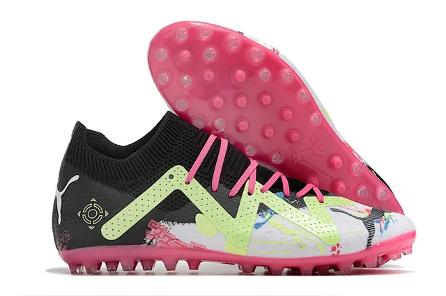 Puma Future Essence Chaussures de football tricotées multicolores en gazon artificiel 1