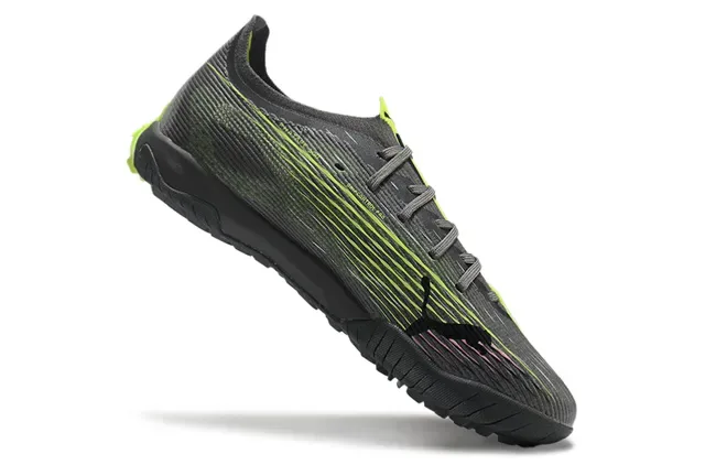 Puma Future Z Black Green Low-Cut Textured Synthetic Upper Indoor Soccer Shoes 2