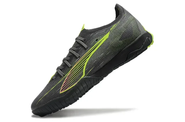 Puma Future Z Black Green Low-Cut Textured Synthetic Upper Indoor Soccer Shoes 3