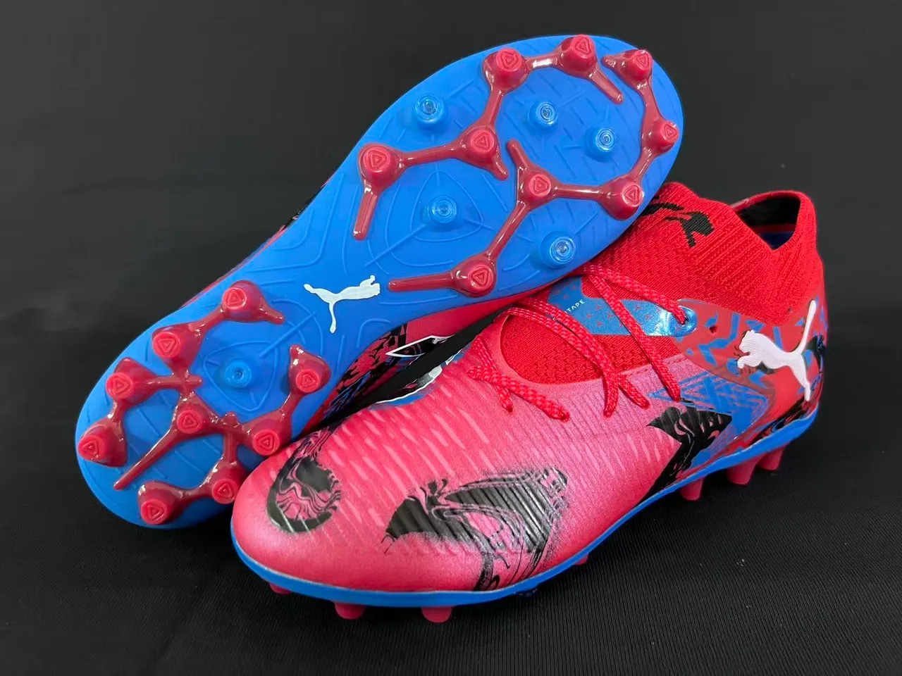 Puma rose et bleu high-cut col de chaussette en maille lacets asymétriques pour terrain ferme 7