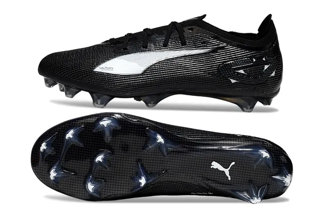 Puma Ultra Carbon Chaussures de football noir et blanc pour terrain ferme 6
