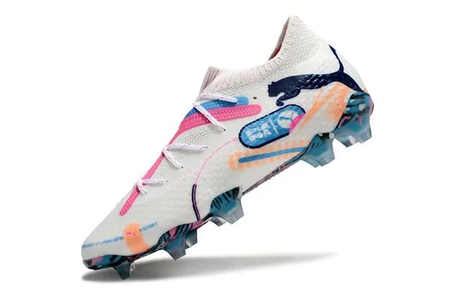 Puma chaussures de football blanc multicolor col de maille lacets asymétriques sol ferme 3