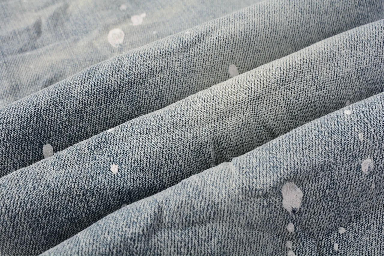 Purple Brand Distressed Paint-Splattered Light-Wash Ripped Jeans 4
