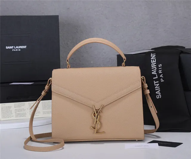 Saint Laurent Loulou Sac tote en cuir texturé noir avec anse supérieure 10