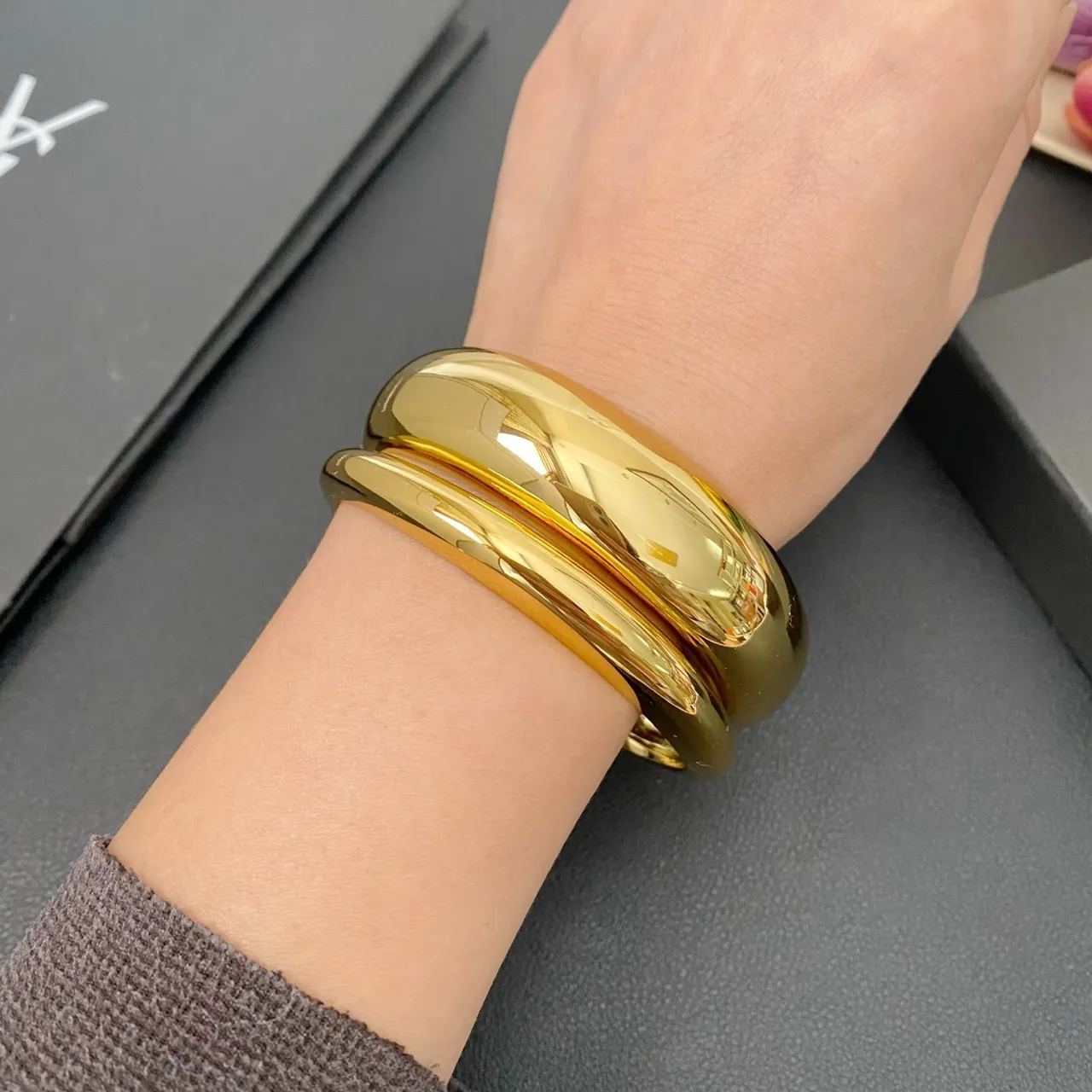 Saint Laurent Loulou Bracelet sculptural en or poli à double couche 2