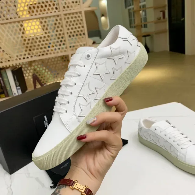 Saint Laurent blanc beige Star-Embossed cuir Low-Top Cupsole Lifestyle Sneakers 7