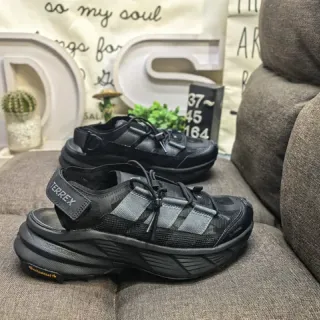 Salomon TERREX Chunky Platform Casual Sandals