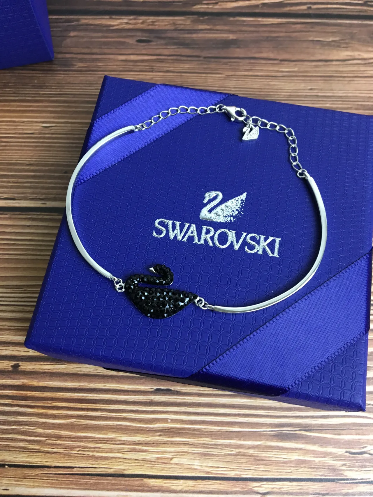 Swarovski Swan Black Crystal Pavé Bangle Bracelet 5