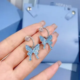 Tiffany & Co. Boucles d'oreilles à créoles bleues Pavé papillon