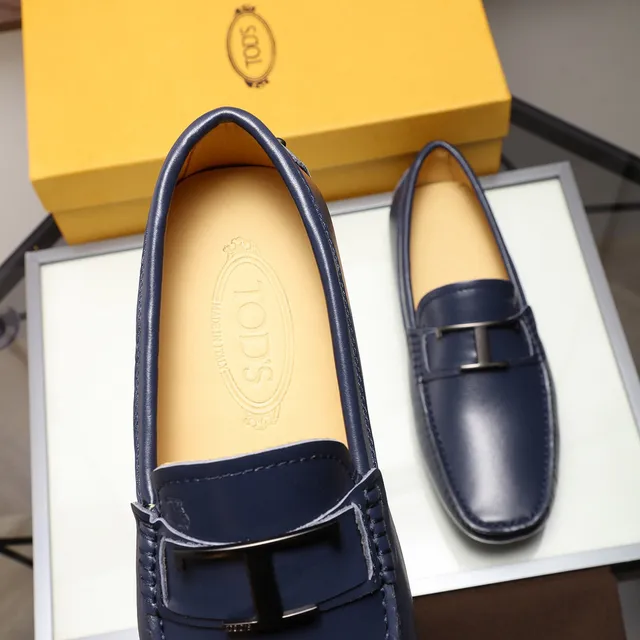 Tod's Gommino Loafer Cuir Marine Boucle H-Bar Loafers 6