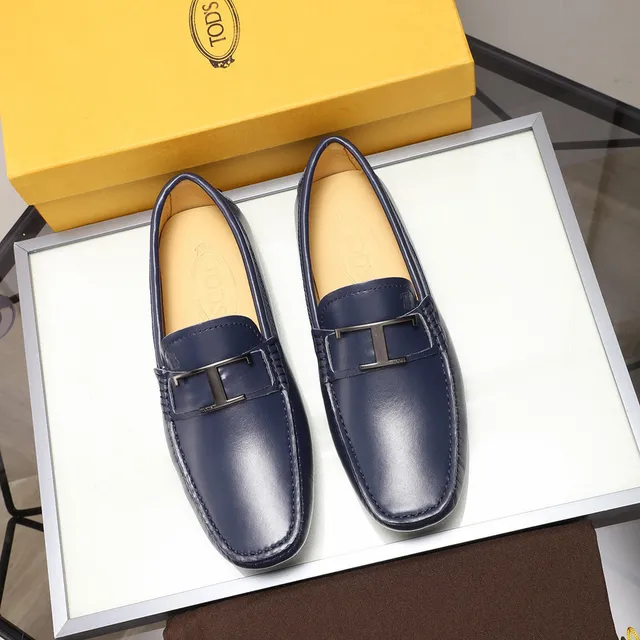 Tod's Gommino Loafer Cuir Marine Boucle H-Bar Loafers 8