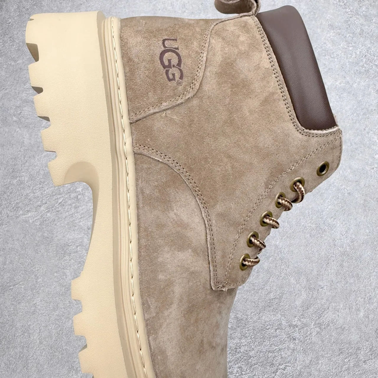 UGG بيج بني جلد سويد أعلى كولار حذاء عمل 4